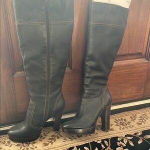 Women's Black Knee-High Boots